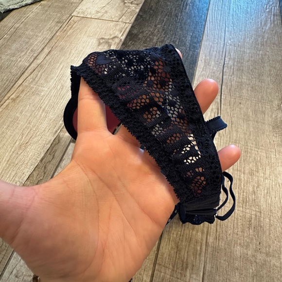 Victoria Secret Love Pink Navy Blue Polka Dot Bra with Charm & Pink Lace - Picture 6 of 15